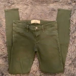 Hollister super skinny jeans. Size 25x31